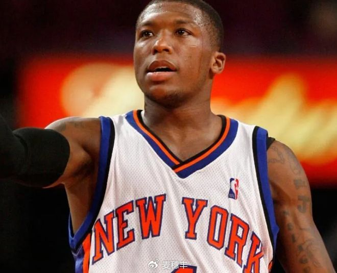 pg赏金女王-终于完成换肾手术！重回扣篮大赛现场，他真的很励志|罗宾逊|NBA|波士顿凯尔特人队|米切尔-罗宾逊|菲尼克斯太阳队_新浪体育_新浪新闻